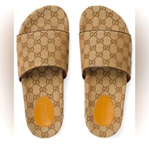 Gently used MEN'S GG CANVAS SLIDE SANDAL